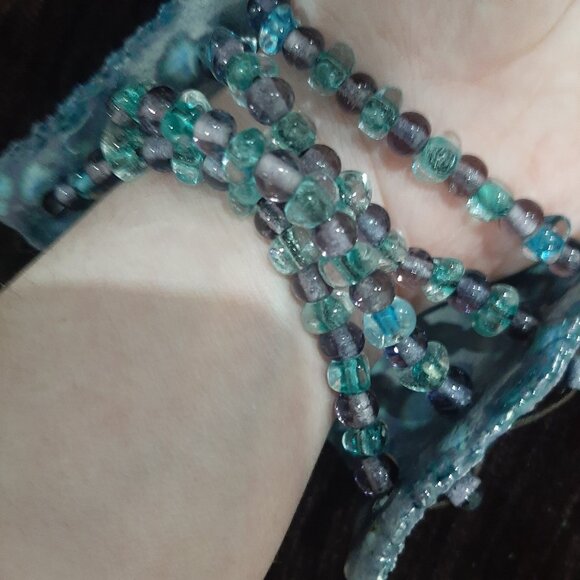 Stunning glass art cuff - Picture 7 of 11